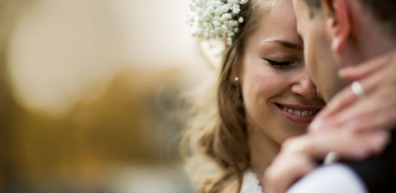 Come scegliere i gioielli per abito da sposa, i consigli per abbinarli alla perfezione
